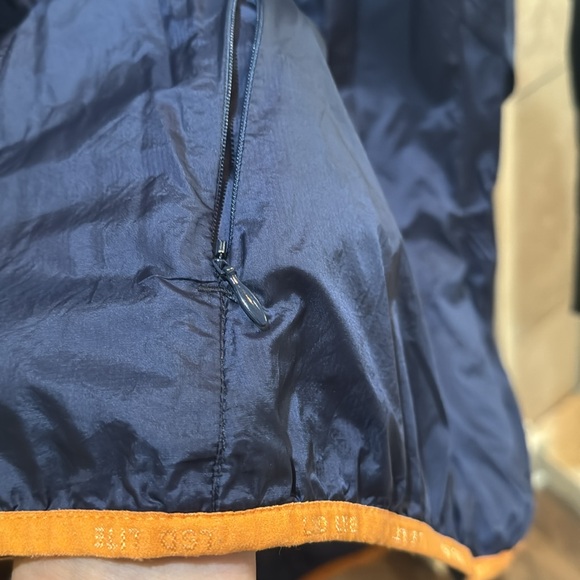 Women’s Brooks Wind Jacket Sz L - Picture 3 of 11